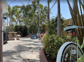 Manasota Key Cottage B